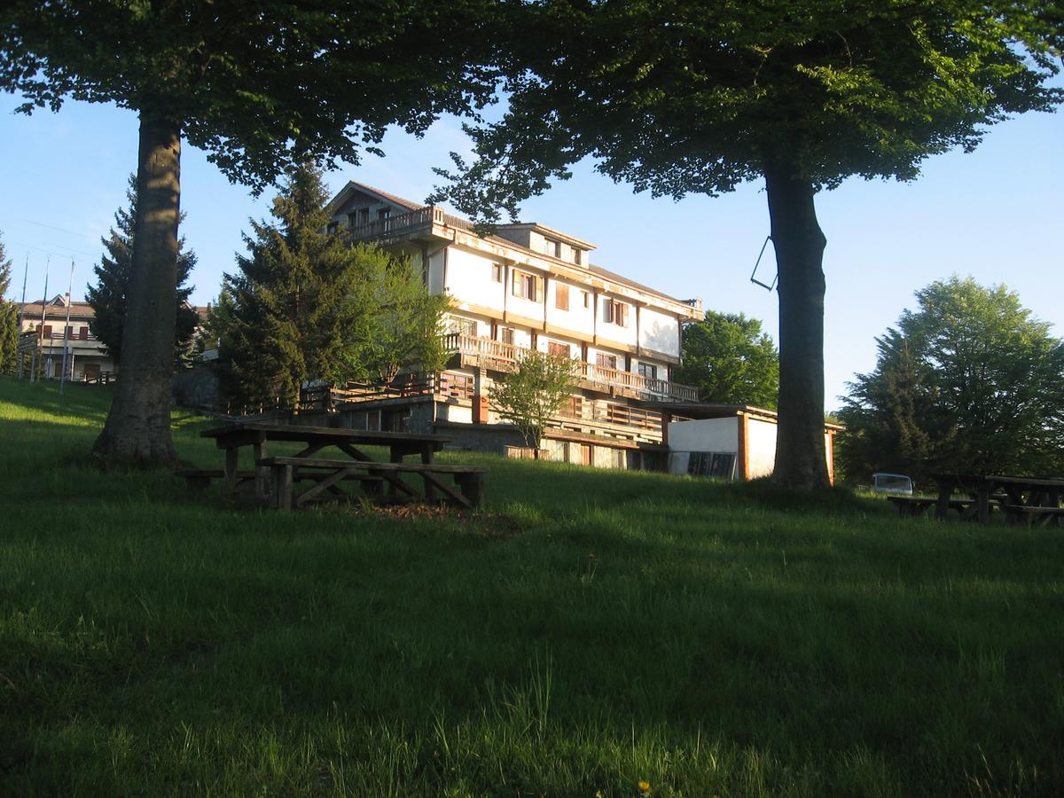Albergo Rifugio Montecucco Piampaludo エクステリア 写真
