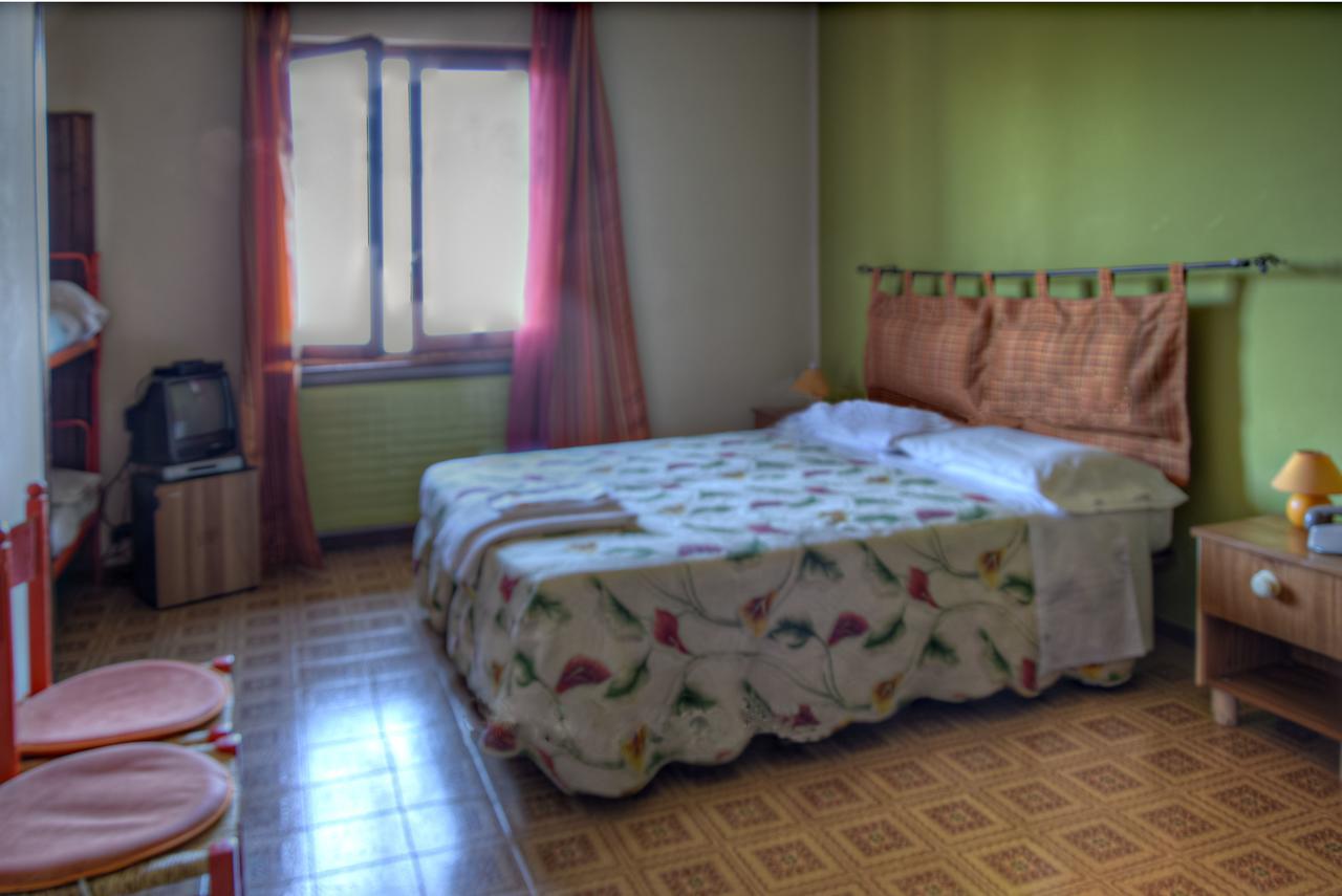 Albergo Rifugio Montecucco Piampaludo エクステリア 写真